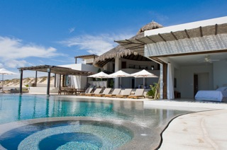 Super luxurious, fully staffed villa on the sands of the famous surf spot, Shipwrecks. Available for rental - check out http://t.co/7dwm0OrxiC