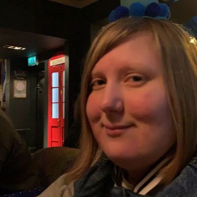 Alex97002959's profile picture. I'm genderfluid