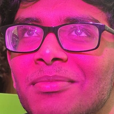 vspranav_hn's profile picture. Who I am: physics neek, tech nerd, PC enthusiast
Who I want to be: an epic gamer