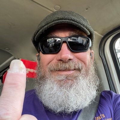 ivanshowswhat's profile picture. Free range philosopher