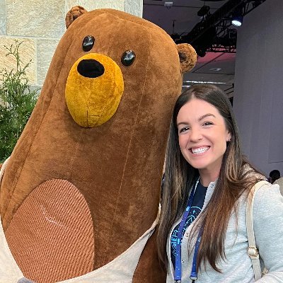 data-driven marketer | dog mom | sharing all things heroku & salesforce