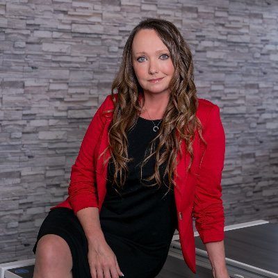 Marketing Specialist. Founder of @unLOCKEdcompany. Wife & Mother of Two Lovely Ladies.