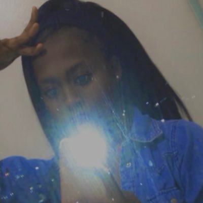 NharnaAdwoa3's profile picture. Always know who u are ,and be in urslf❤