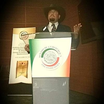 Activista Social:
En Busca de un México Mejor...
Tus Derechos NO Existen Cuando Mientes Robas o Traicionas a la Patria con tus Acciones los Buenos Somos Mas 🤠