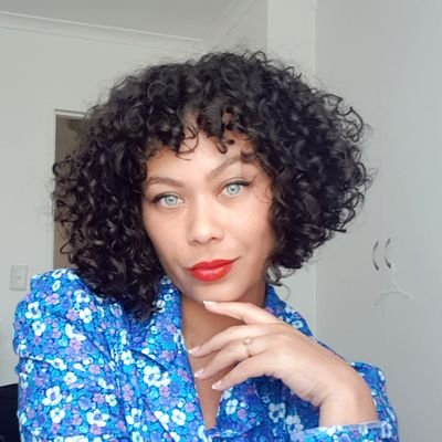 Cape Town based fashion & personal stylist, inventor and businesswoman.