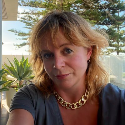 GabrielleRoger1's profile picture. voice and dialect coach