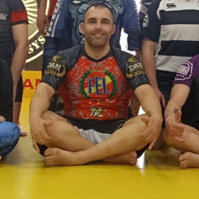 Toreno - Coruña. Brazilian Jiu Jitsu 🤍 Olimpic Wrestling 🤎 Pasión por 🎣🐟. Warrior mode activated.