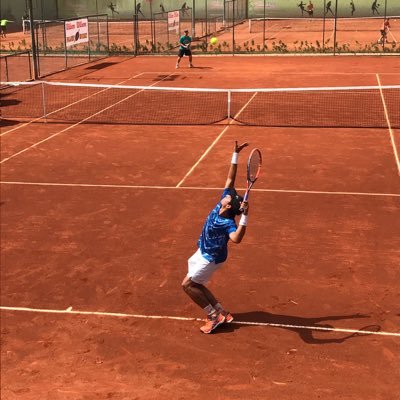 Farzin01742055's profile picture. 