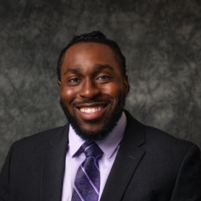 PGY1 IM @ UTHealth McGovern | Physician/Educator in #CriticalCare and #Pulmonology | Photographer | Tri-State Black Men in Medicine | PCOM Alum