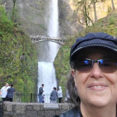 Portlander! #RCTID Love nature trails, National Parks, hiking; @Swim3Diamonds @Swimply host; NNU; RN in OR & FL; RTs not endorsement. Elon Musk is an asshole!