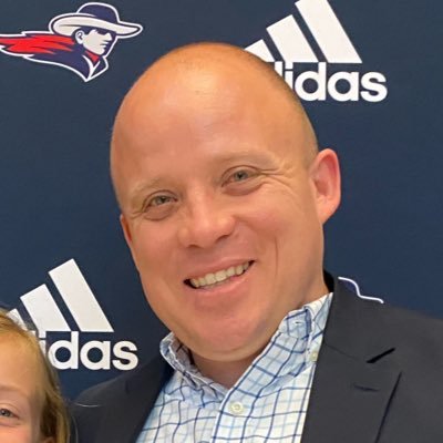 Student Success Coach @followmnu | @MNUFootball_ Chaplain | Jesus Follower | Husband | Father | Story Listener | Character Coach | Foodie | Learner | Helper |