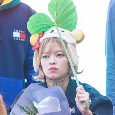 ACenLfPIGpOPZQN's profile picture. ユプイプイの頭頂部を護る。そんな傘に自分はなりたい