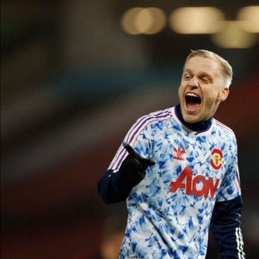 coco_utd's profile picture. No Parents No Life 👫