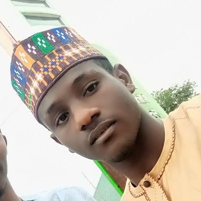 Business manager# prd🇳🇬 Nigerian.
Fulani by tribe# jangen/duren/demen.
Nothing is above God except he will make the choice that is right for you🙏