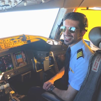 Saudia’s B777 Pilot 👨✈️ . vive y deja vivir 😊. ig: Mohalswat