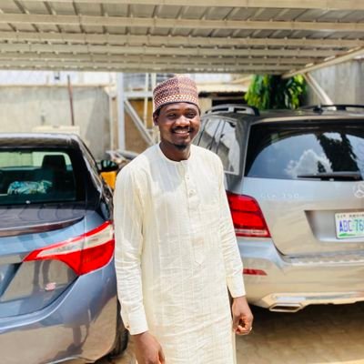 Alhamdulillah. Family first 💞. #Abusite | On B.Eng grind 📚🔧🔩🚜 | Hala Madrid🙌/Cr7-⚽.