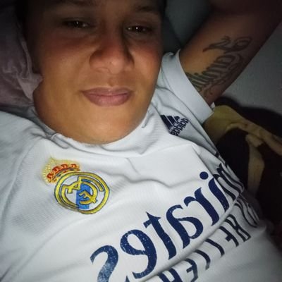 AlbertGimenez18's profile picture. fútbol es vida.

@fcYaracuyanos
@SeleVinotinto
@RealMadrid