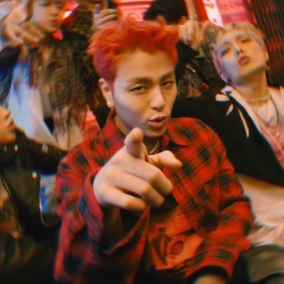 !iKON!💌🖤❤️🖤!Treasure!🤖💎
I'm ikonic&treama🚩