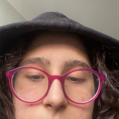 e_tnrvrd's profile picture. 