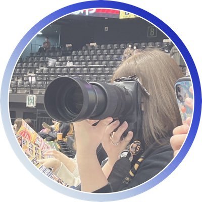 f3m2y1's profile picture. 