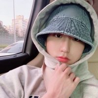 meg🍊☯︎ is not well :( (@yanyann_m) 's Twitter Profile