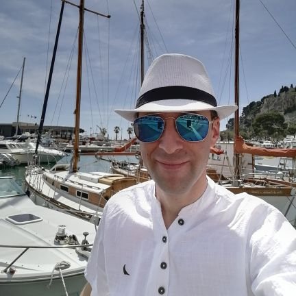 johannT77's profile picture. La Force ne vient pas d'une capacité physique, mais d'une volonté indomptable.
Gandhi