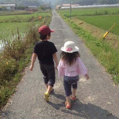 熊本県上天草市在住、合気道二段、今は稽古せず。驕らず、媚びず、焦らず❗️孫6人、日本会議会員、/本業『船舶売買仲介業 、(有)キタオカ船舶』/船乗りさん、警備員さん応援/交通警備業務2級(2号業務)資格、警備員指導教育責任者資格、時々警備員/ 英会話勉強中/
