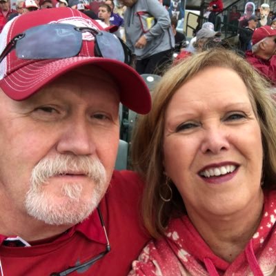 Wife, Mother of two girls, Meme/Mimi to 7, and Jesus follower. love my country and my Razorbacks.