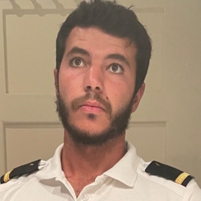 carlitosgab6's profile picture. 