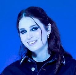 likes 👍: being in the dark 💡📴, rings of light 😇, saving grandmas 👵
dislikes 👎: hypnotic booties 😵💫🍑, vegetables 🥒, clever audio collaborations 🤓