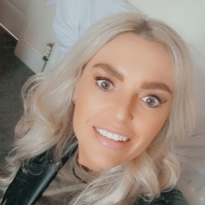 amyj_123's profile picture. 