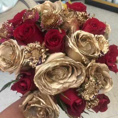 AsusOrd's profile picture. Millón de 🌹🌹🌹🌹🌹