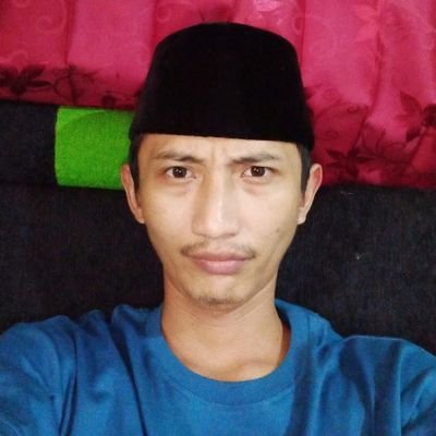 Ricky90656683's profile picture. Pengusaha