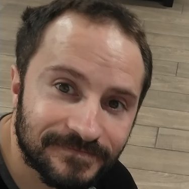 EspejitoJ's profile picture. Yak
