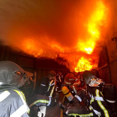 Adjudant-chef Sapeurs-Pompier 30. Formateur🔥🧑🏼‍🚒 Chasseur 🐗🦌🦆 #Vénerie #Corrida #LaissezNousChasser #LaissezNousVivre #ChassePartage