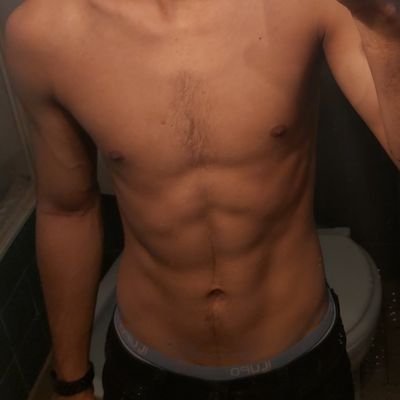 9inho24's profile picture. 