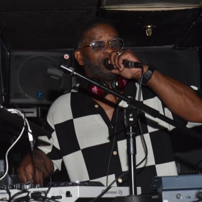 Producer, DJ and Owner and CEO of icbdMusic Group - The Official DJ Earthquake. Erreon Lee, PF3 and Vanilla Ice djearthquake23@gmail.com, icbdmusic@gmail.com