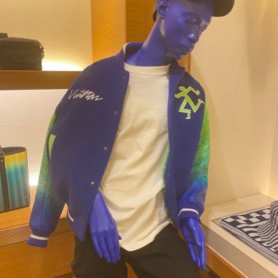 tweets_carmen's profile picture. emerging!