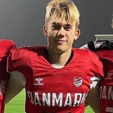 Danish football player | 20 y/o | WR/TE | 176 lbs, 6’3 | Næstved vikings | Danish U19 national team 2021/22 | #22 | Brøndby til jeg dør🟡🟠