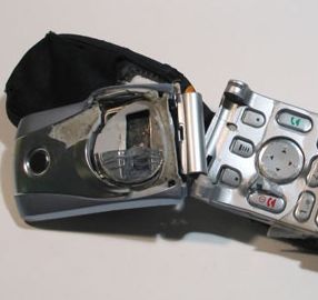 DesignDefects's profile picture. Computer Geek, Writer, Tech Journalist. Living a miserable life hitting software bugs and hardware design defects since 1974... and loving it.
@fcassia 4 pers