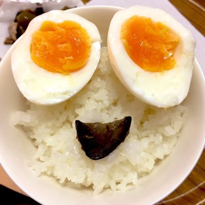 いつまでも大人になれないたまごの黄身だよ。1月生まれの酒飲みだよ。ぽん酢サワー広め隊1期生。間借りを卒業し、湯島で日本酒居酒屋始めました。@IkenoyaUeno