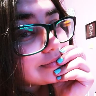 evecondition's profile picture. 🩵💛💙👩‍🔬