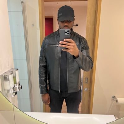 bally_phase's profile picture. Medical doctor || Chelsea FC fan || Pisces