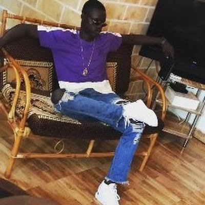 Mouhamed200123's profile picture. 