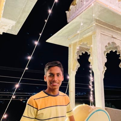 randomdata22's profile picture. 