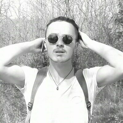 Be a pineapple - Stand up straight, wear a crown and always be sweet on the inside. NFT Creator - Artist šØ https://t.co/DQxb2OASWw