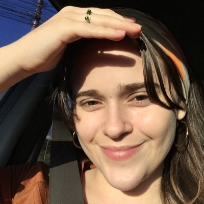 VSara16's profile picture. 