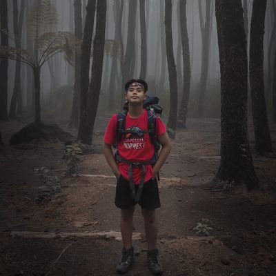 nggak mikirin bio, apalagi mikirin lo.
akun kedua kalau kesatunya kmu