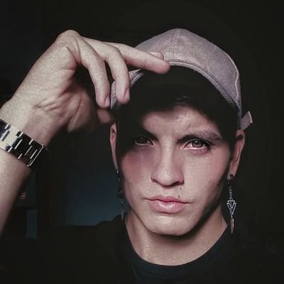 Se puede seguir, pero porque no detenerse a admirar el camino💀.