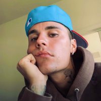 Justin Bieber FanPage (@drewsoffmyface) Twitter profile photo
